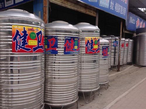 保溫不銹鋼水箱報價與廠家選擇，不銹鋼水箱拉絲工藝解析